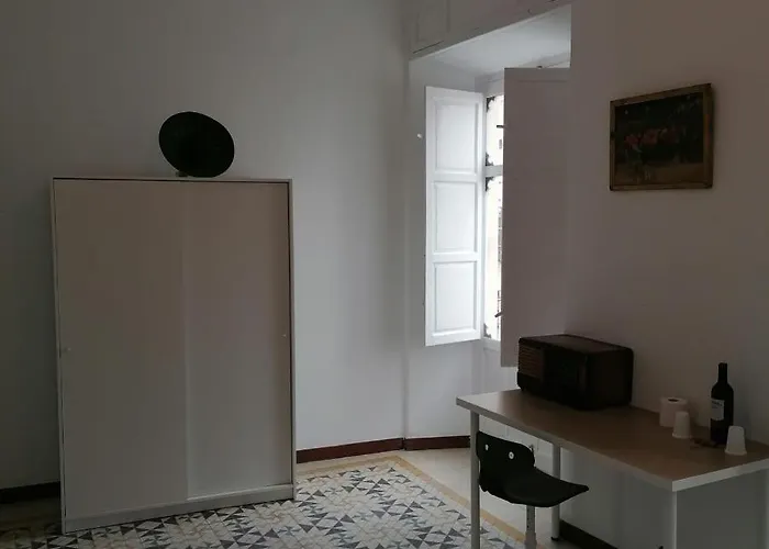 Old Town Guest house *